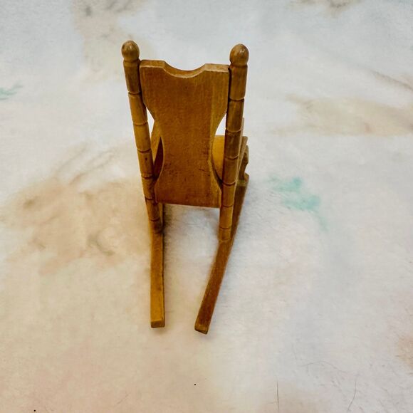 Vintage Wooden Doll House Furniture - Picture 5 of 7